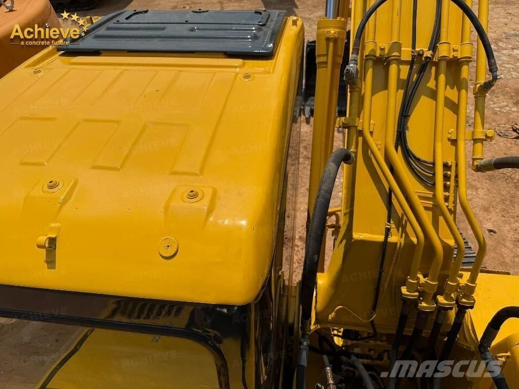 Komatsu PC 220 Bandgrävare