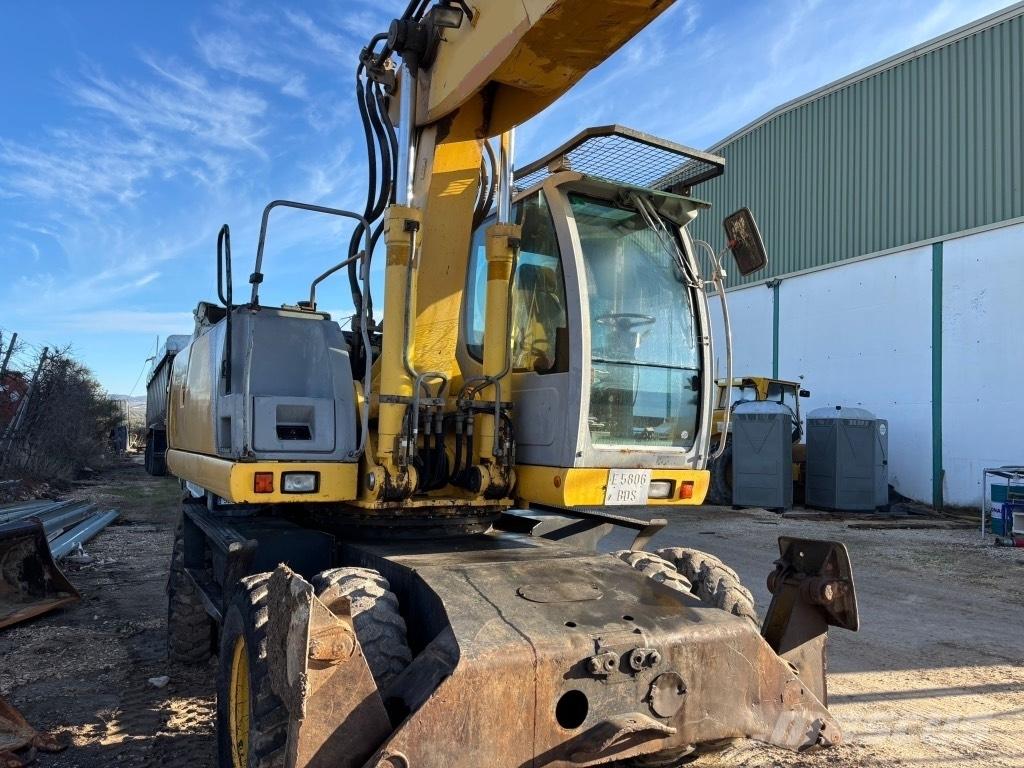 New Holland MH 6.6 Hjulgrävare