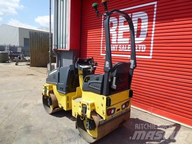 Bomag BW 100 AD M-5 Tvåvalsvältar