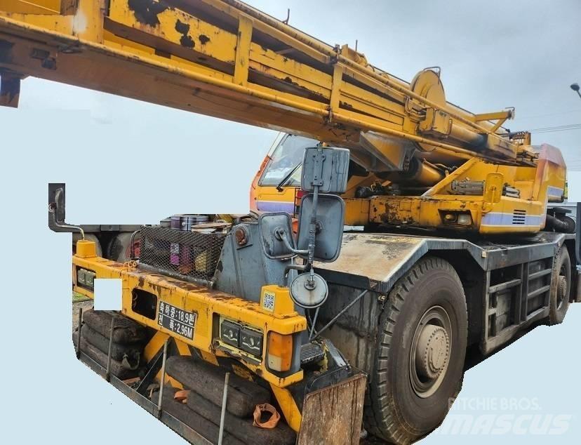 Tadano TR500M-3 Terrängkranar (Grov terräng)
