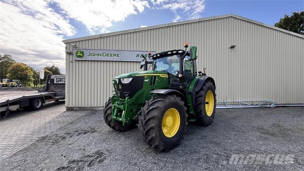 John Deere 6R215 Traktorer