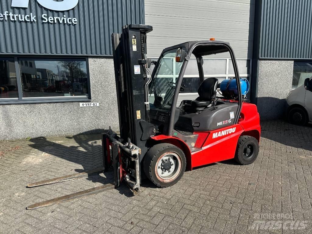 Manitou MI 35 G Gasolmotviktstruckar