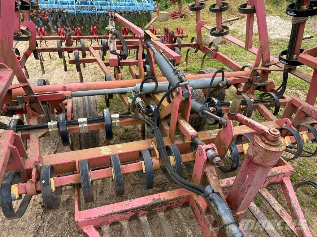 Väderstad NZ600 Harvar