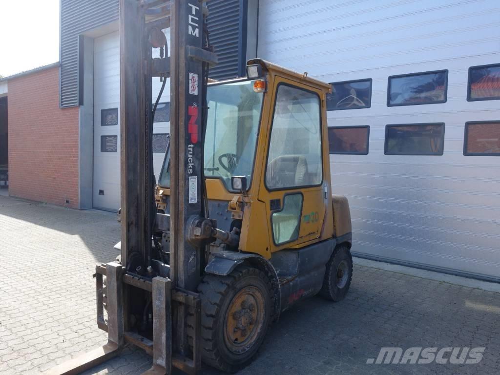 TCM FD 30 Z5 Dieselmotviktstruckar