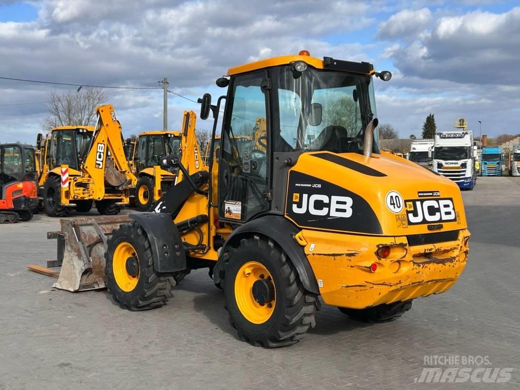 JCB 409 AGRI Hjullastare