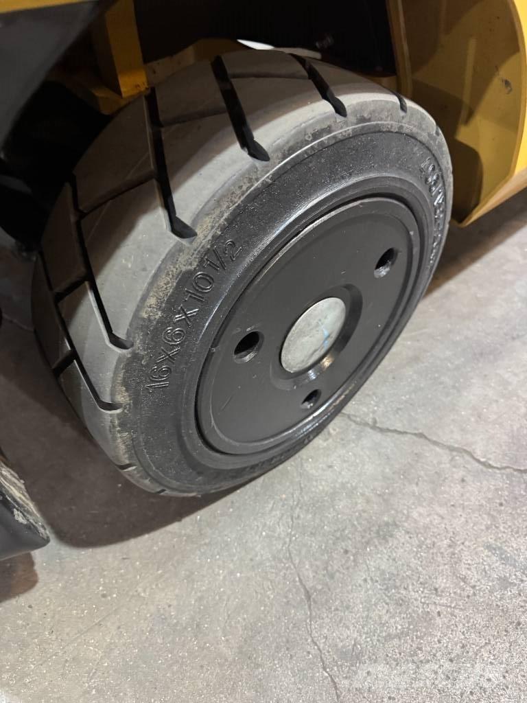 CAT 2C 5000 Övriga motviktstruckar