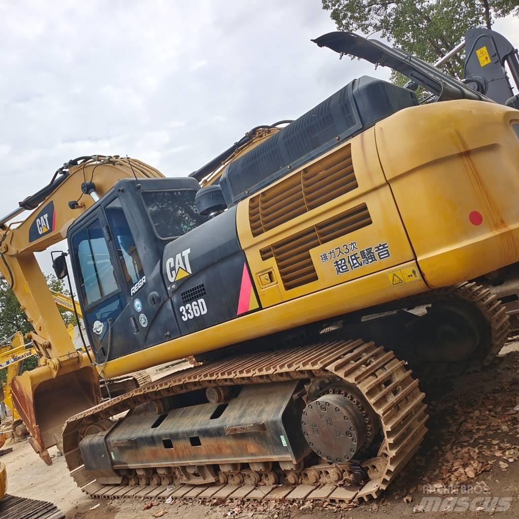 CAT 336 D Bandgrävare