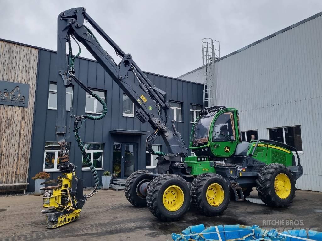 John Deere 1170 G Skördare