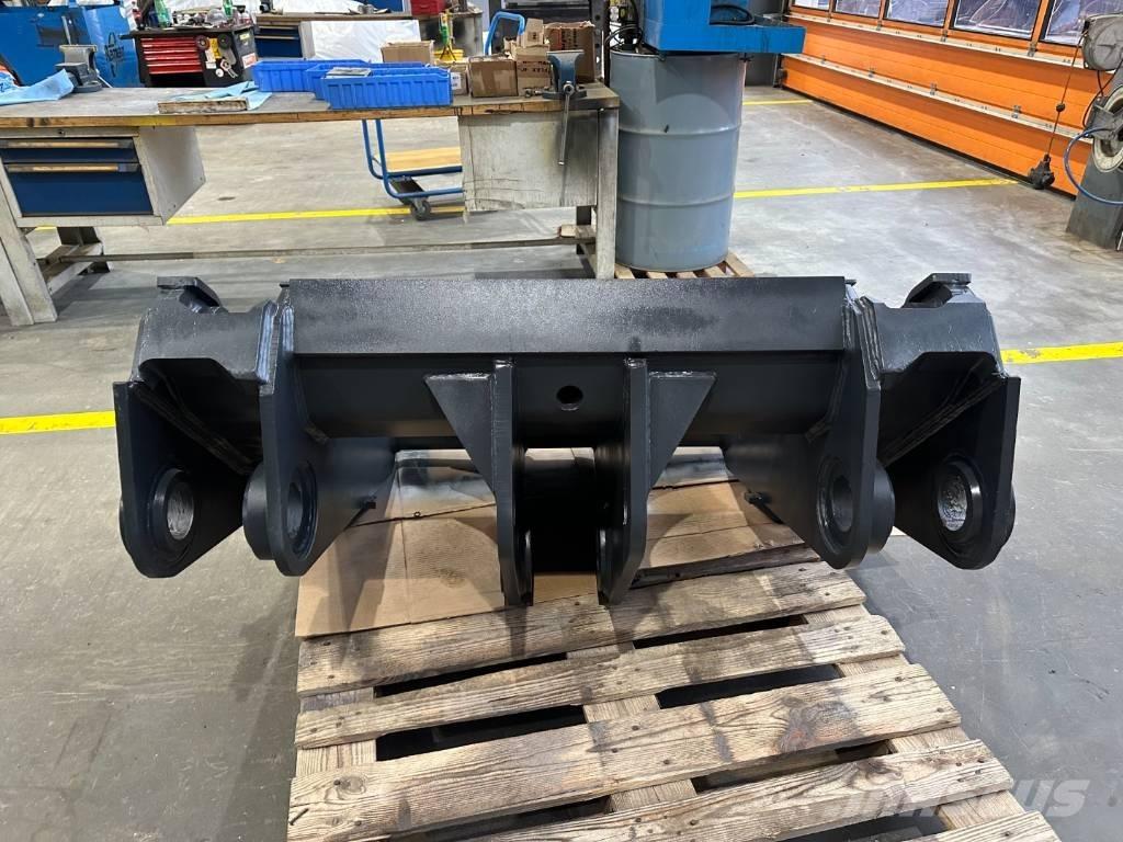 Komatsu WA 475-10E0 Redskapsfäste/ adaptrar