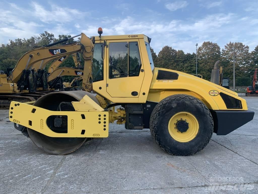 Bomag BW 213 D H-4 Envalsvältar