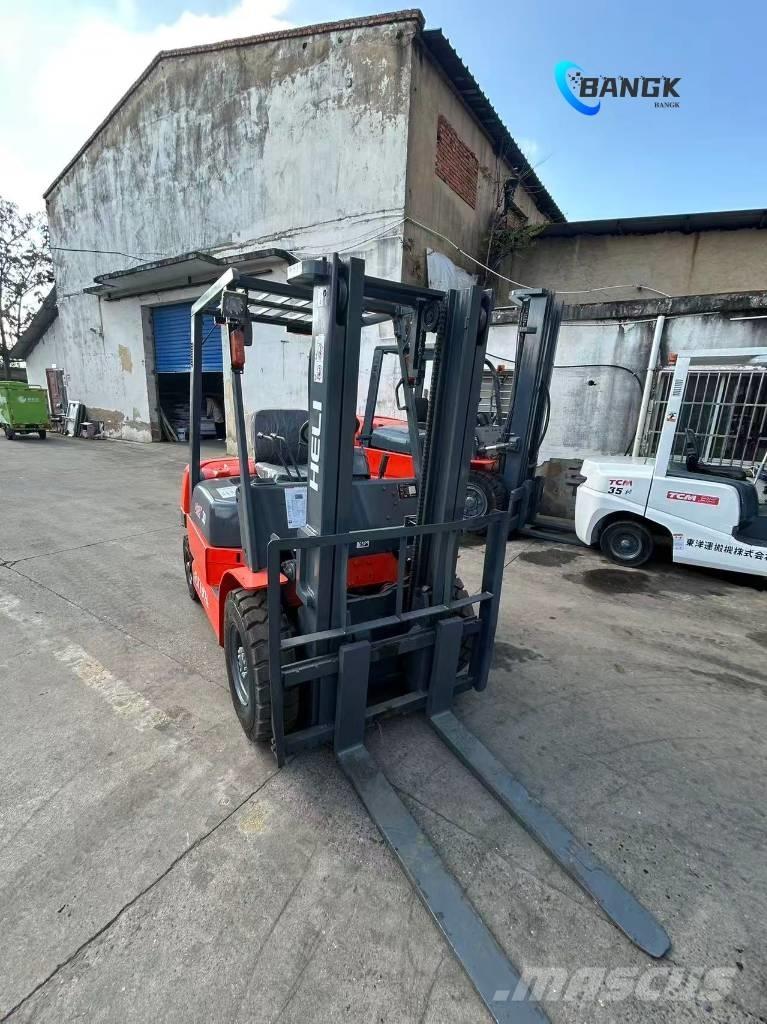 Heli CPC 30 Dieselmotviktstruckar