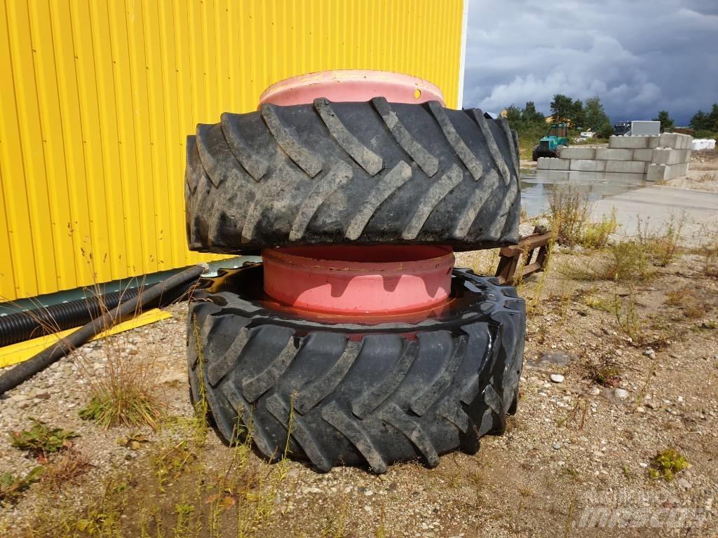 Goodyear 650/65R42 Däck, hjul och fälgar