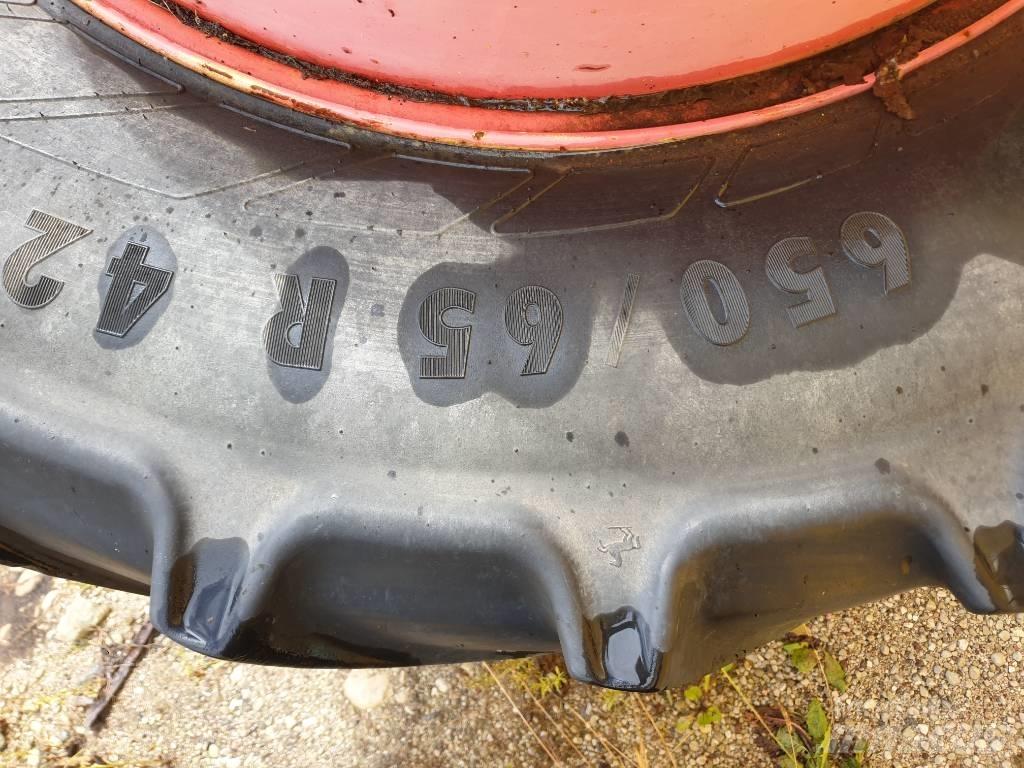 Goodyear 650/65R42 Däck, hjul och fälgar