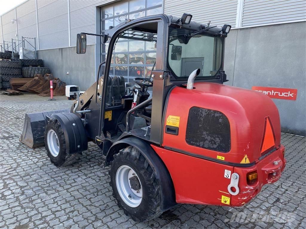 Weidemann 2070 Kompaktlastare