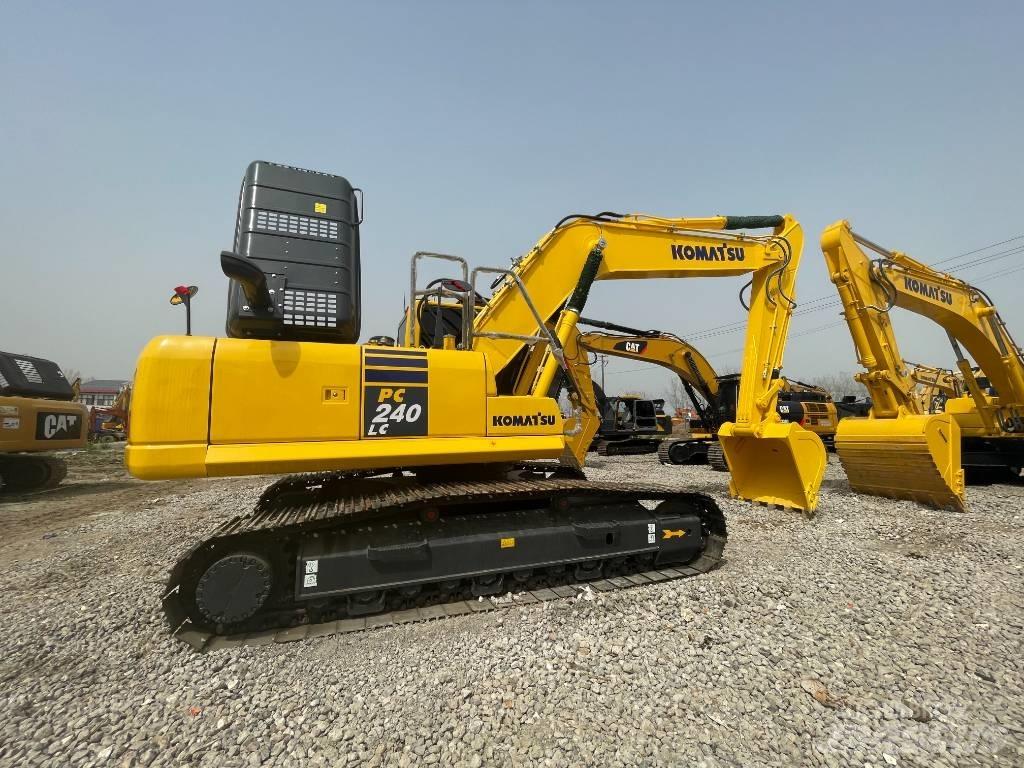 Komatsu PC 240 Bandgrävare