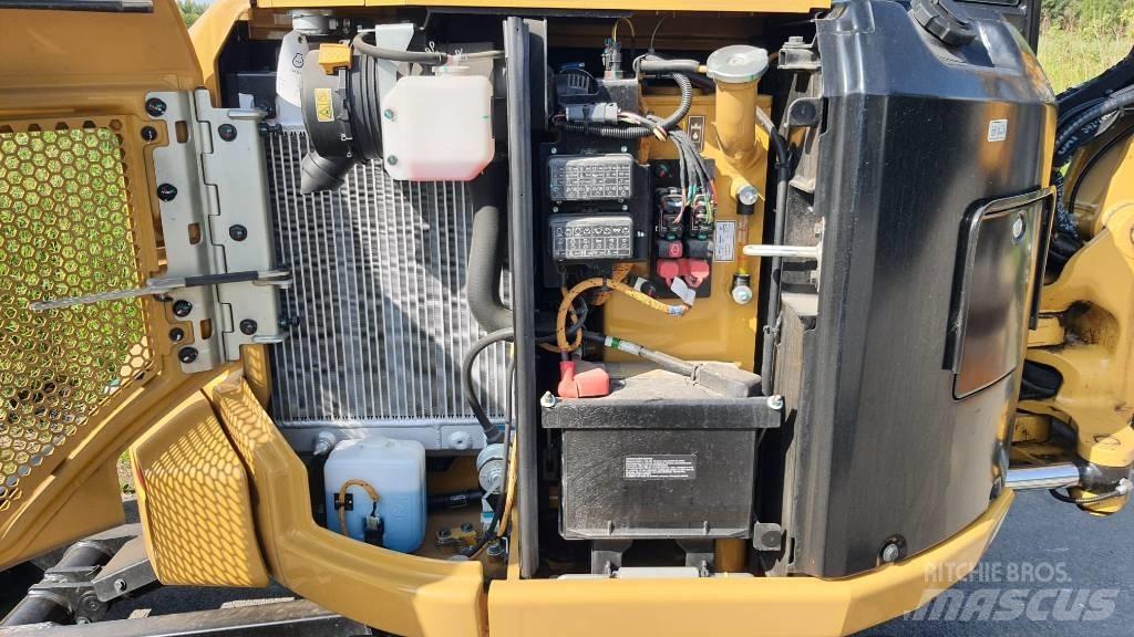 CAT 302.7 DCR 07A Minigrävare < 7t