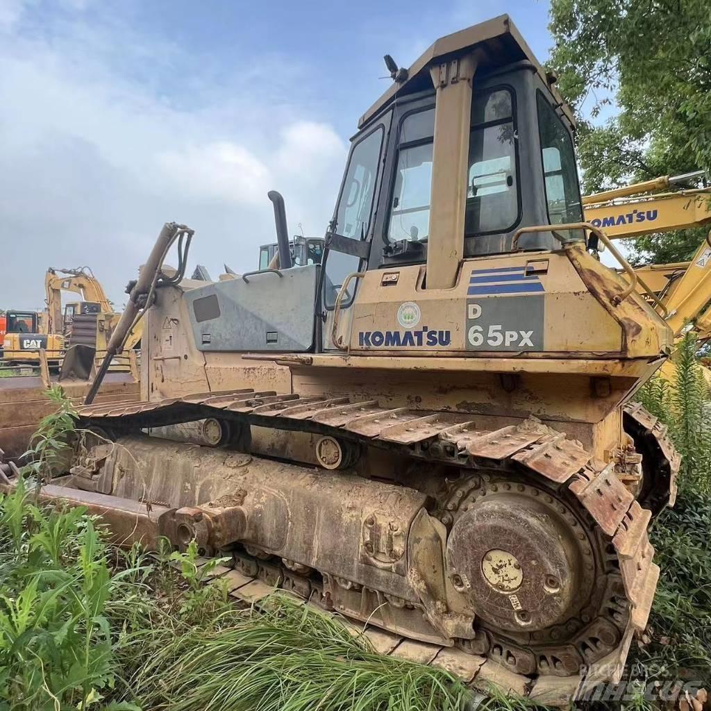 Komatsu D 65 P-12 Bandschaktare