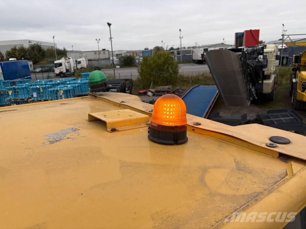 Komatsu HM300-3 Midjestyrd dumper