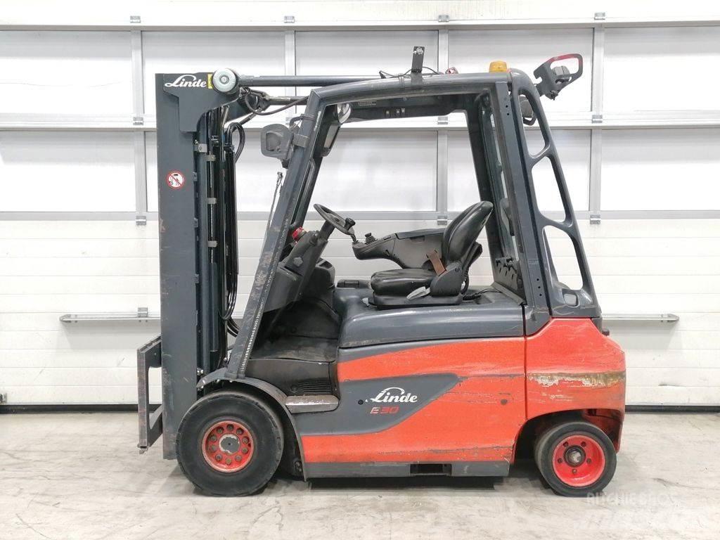 Linde E30-01 Elmotviktstruckar