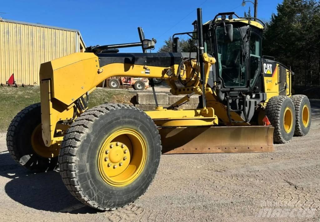 CAT 140M Väghyvlar