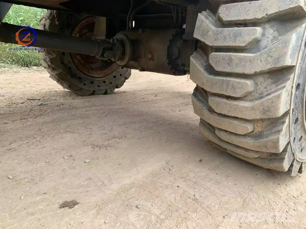 Hyundai 60 W Hjulgrävare