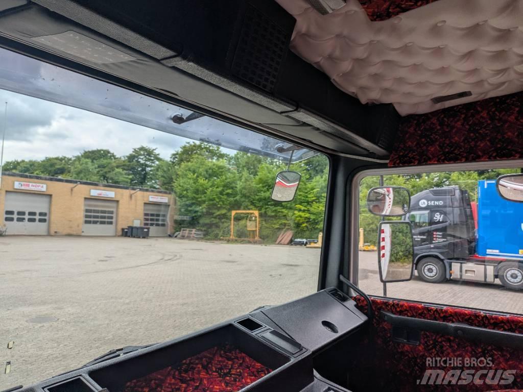 Volvo F 10 Flakbilar