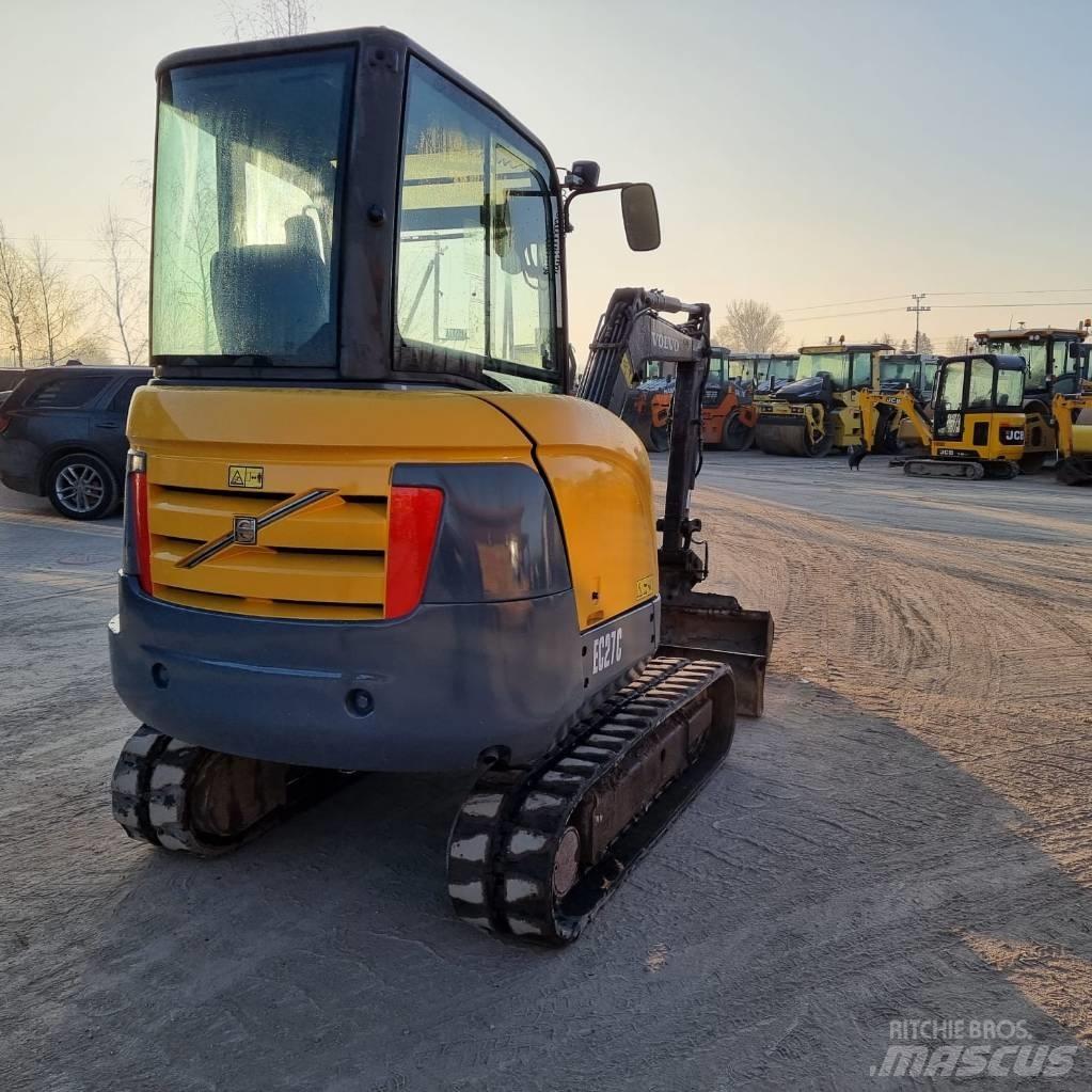 Volvo EC 27 C Minigrävare < 7t
