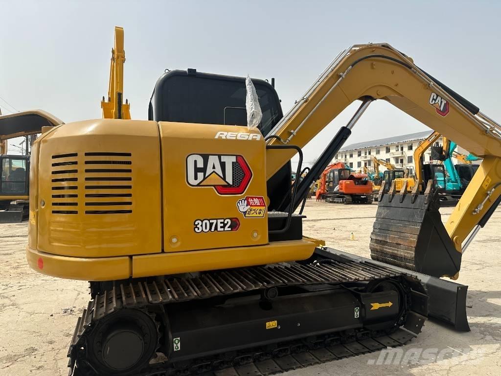 CAT 307 Midigrävmaskiner 7t - 12t