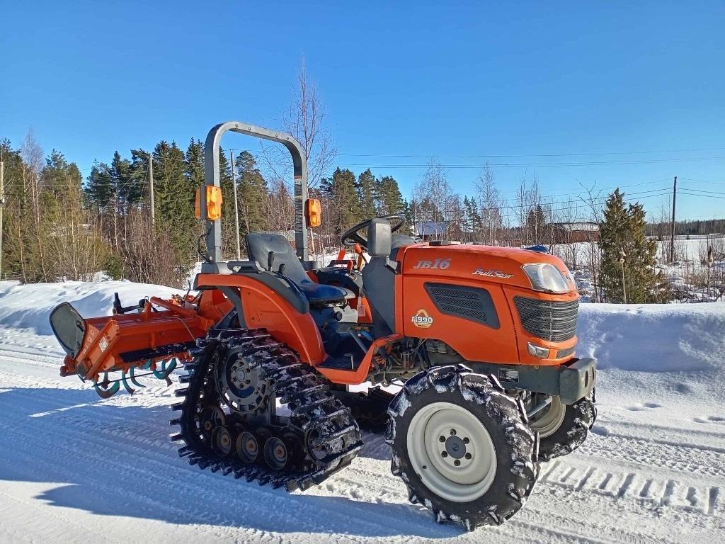 Kubota JB 16-PC Traktorer