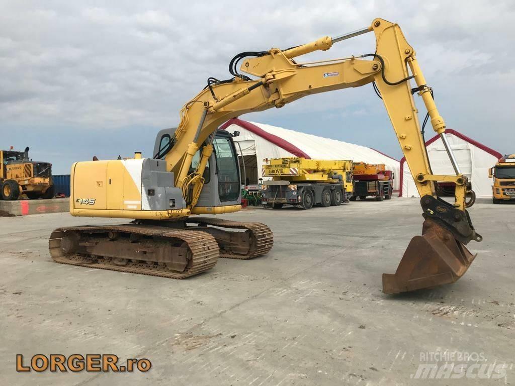 New Holland E 145 Bandgrävare