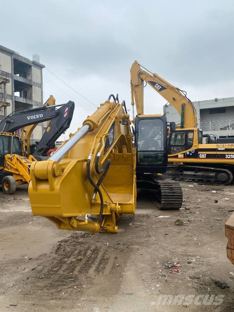 CAT 320 C Bandgrävare