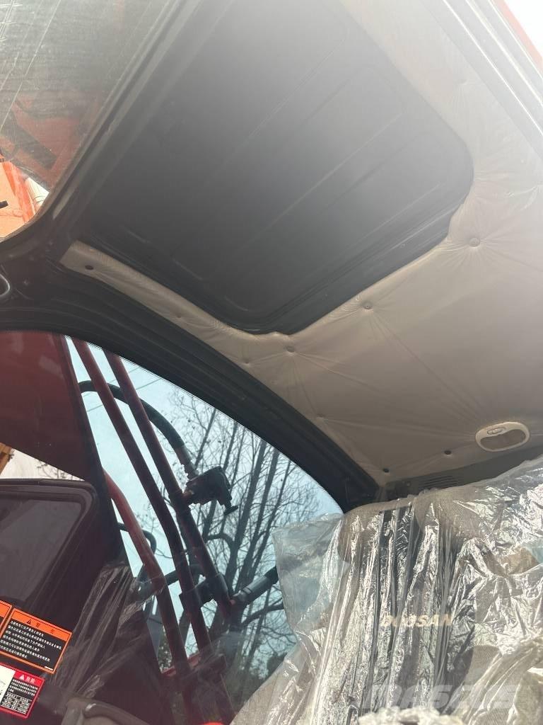 Doosan DX225 Bandgrävare