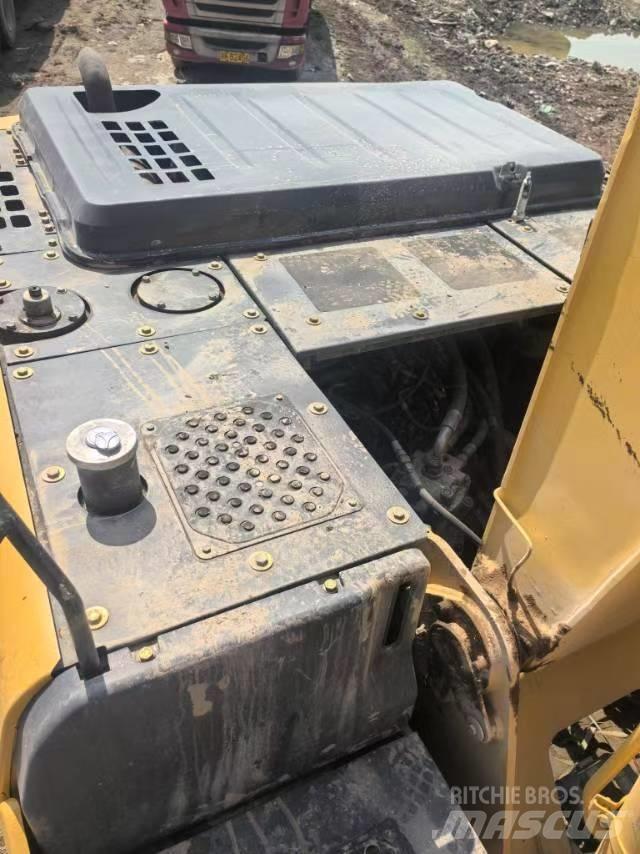 Sumitomo SH200-5 Bandgrävare