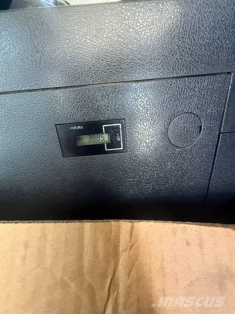 Hyundai HX 160 AL Bandgrävare