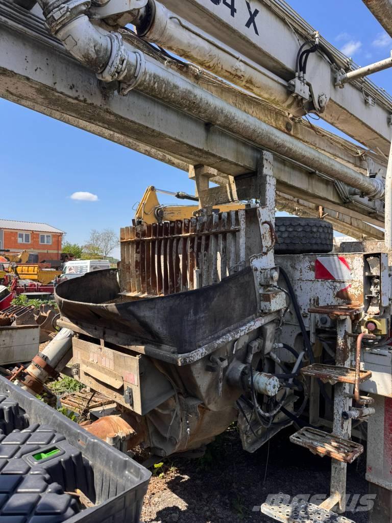 Mercedes-Benz 2631 Lastbilar med betongpump