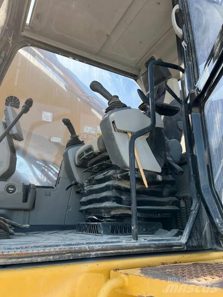CAT 374 F Bandgrävare