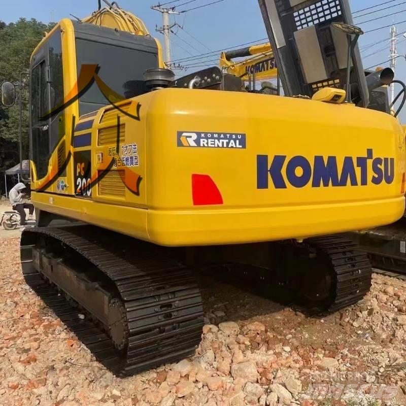 Komatsu PC 200 Bandgrävare
