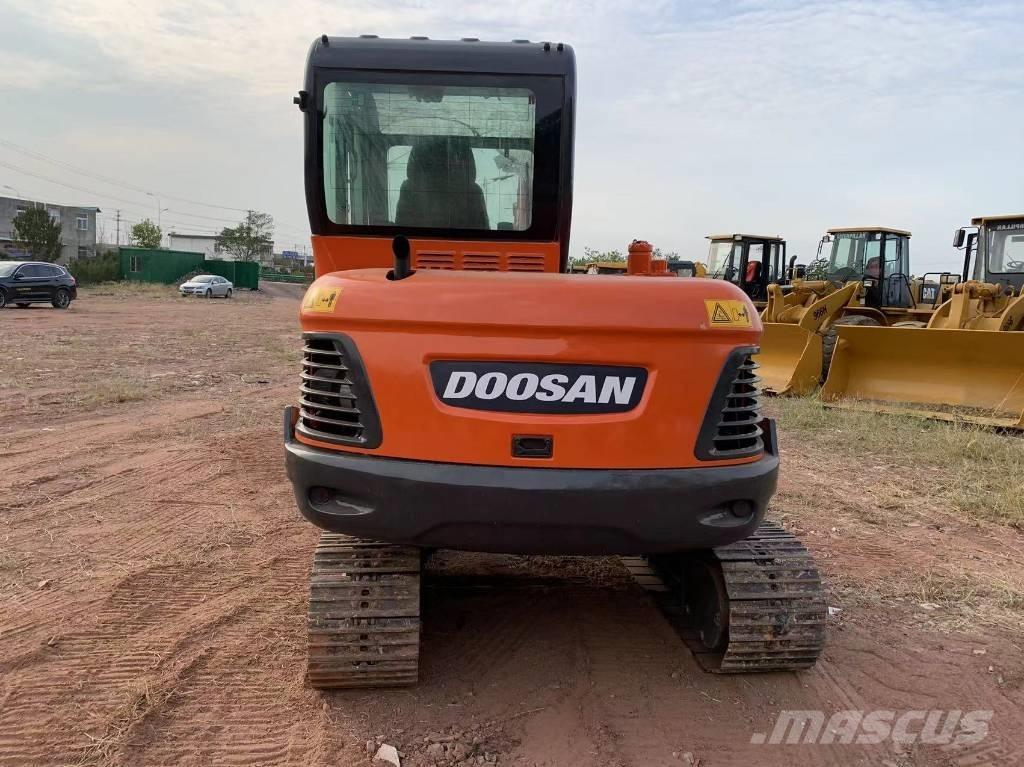 Doosan DX 55 Minigrävare < 7t