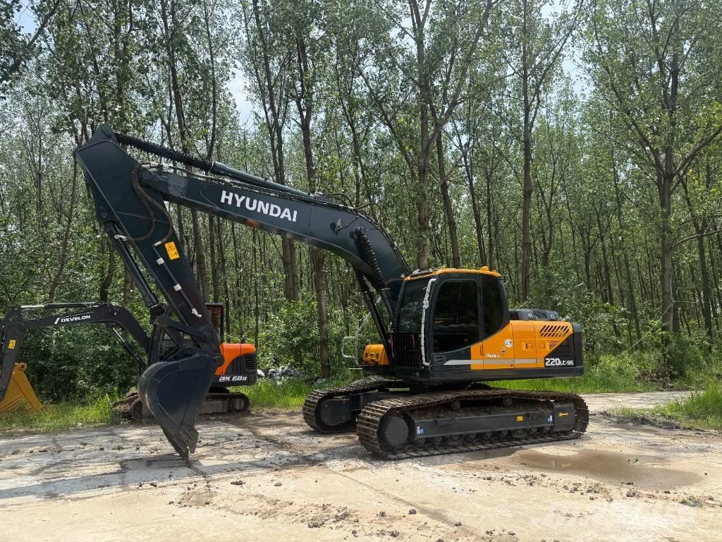 Hyundai R220LC-9S Bandgrävare