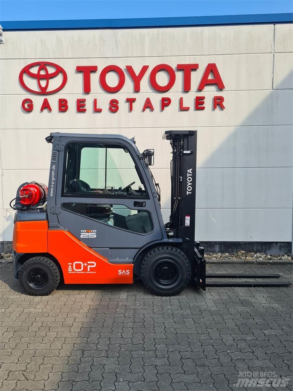 Toyota 02-8FGF25 Gasolmotviktstruckar