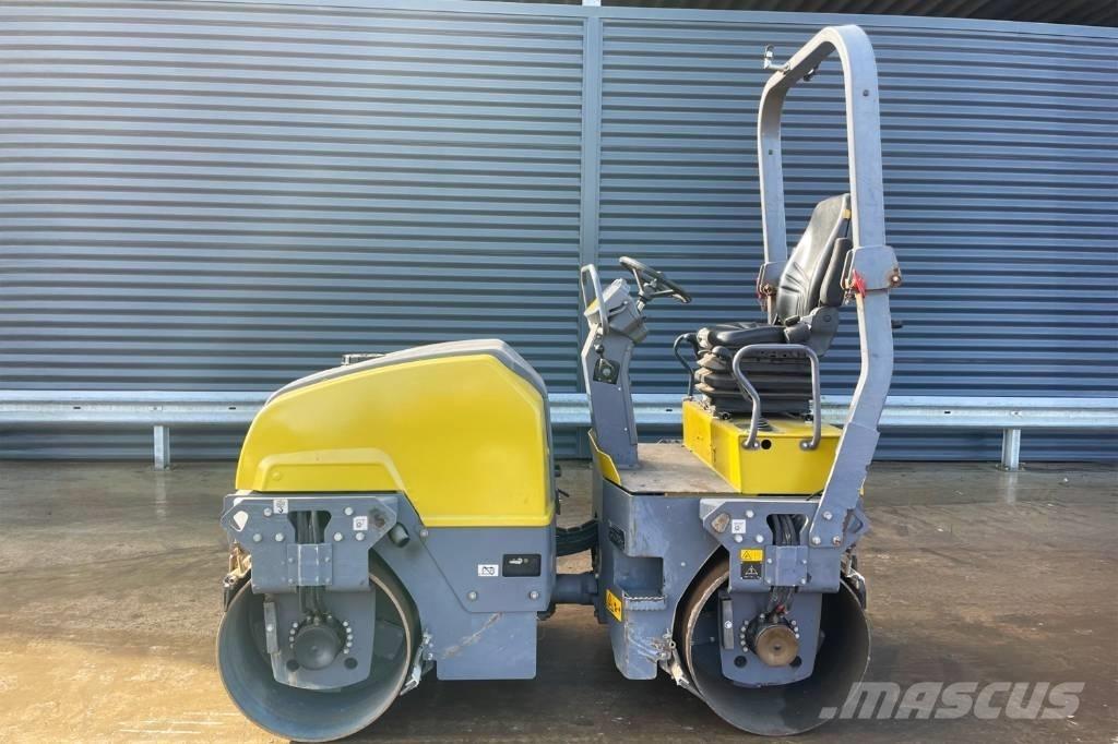 Dynapac CC1200 Tvåvalsvältar