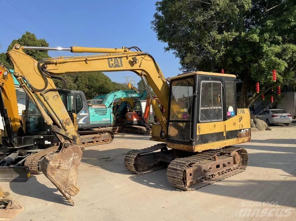 CAT E 70 B Bandgrävare