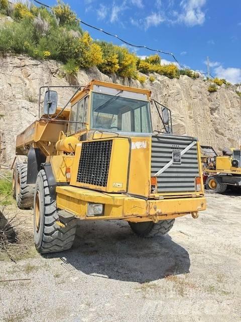 Volvo A 25 C Midjestyrd dumper