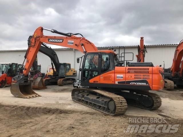 Doosan DX225LC-5 Bandgrävare