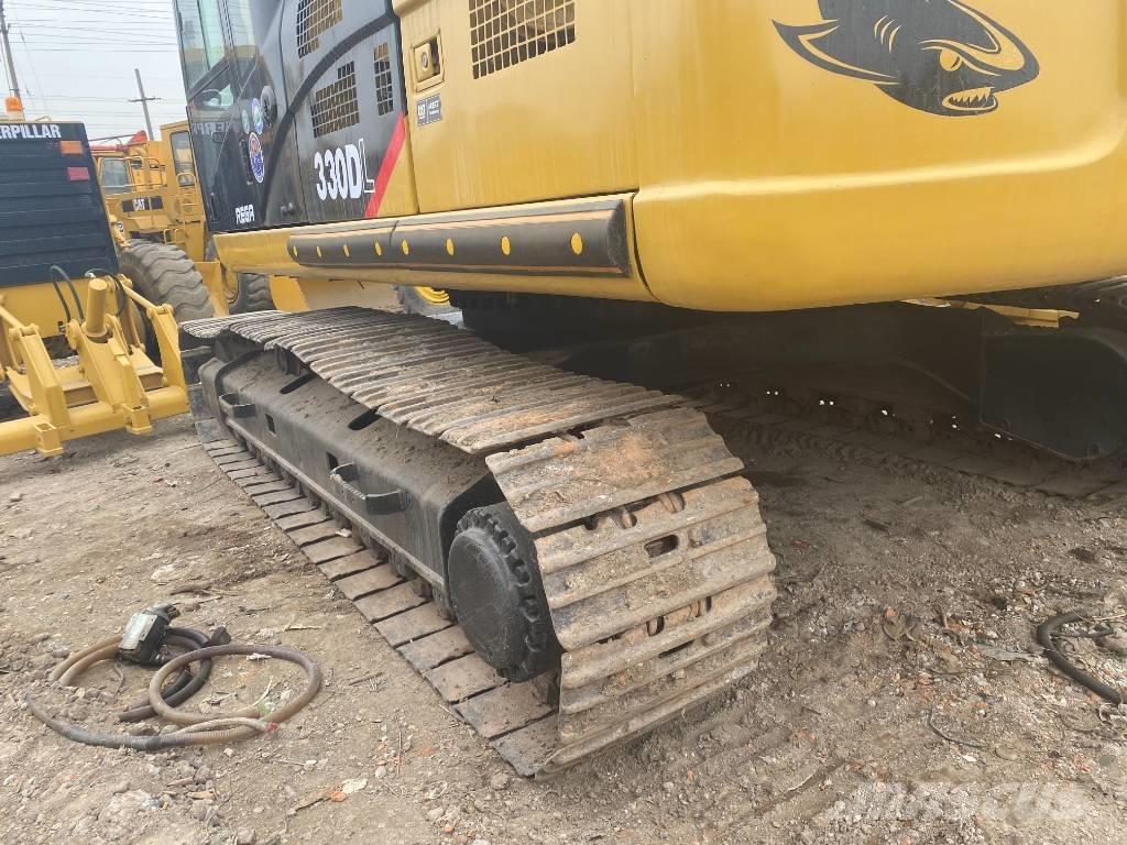 CAT 330 D Bandgrävare