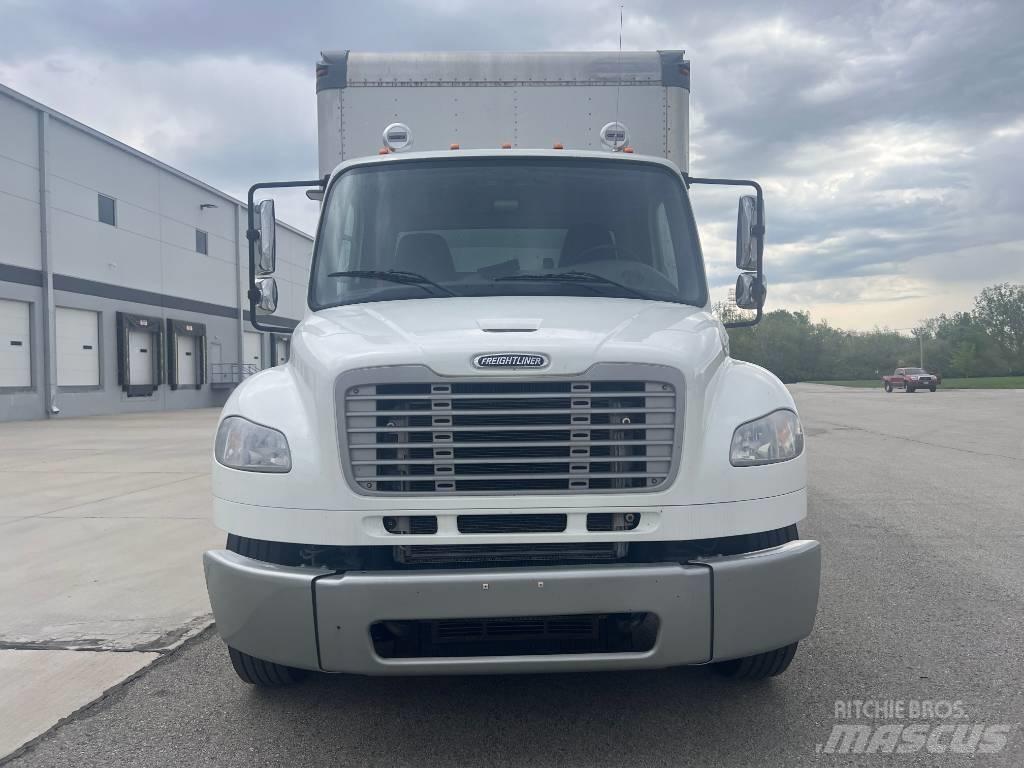 Freightliner M 106 Skåpbilar
