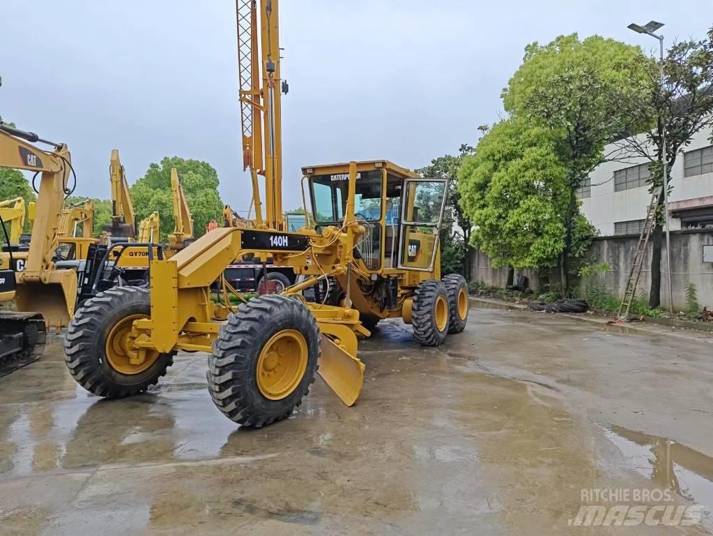 CAT 140 H Väghyvlar