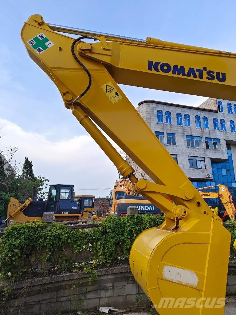 Komatsu PC 220-7 Bandgrävare