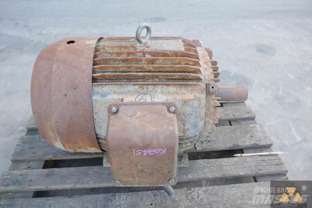  Toshiba 30KW Motorer