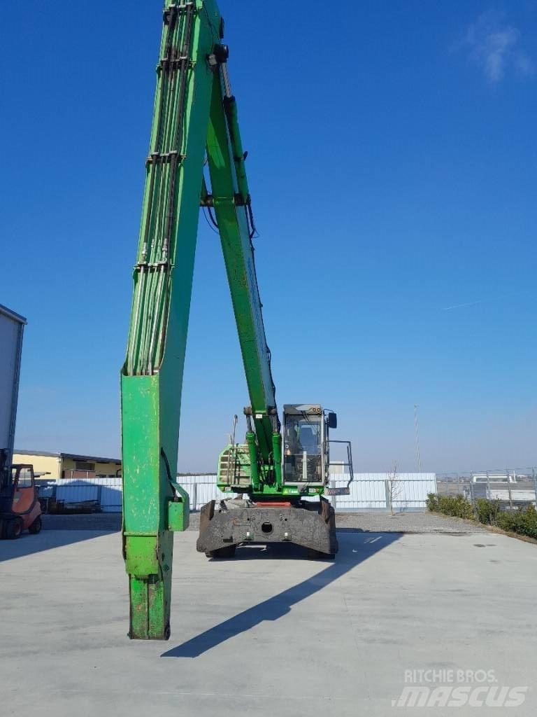 Sennebogen 830 Avfalls / industri hantering